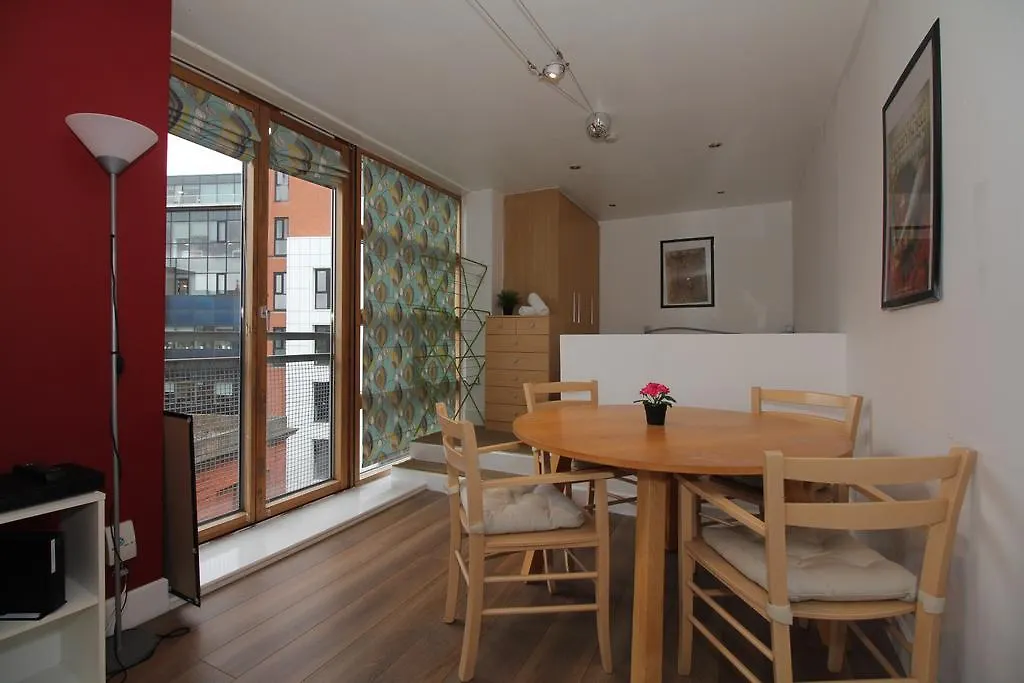 Jameson Distillery Self Catering Loft Hotel Dublin Apartment